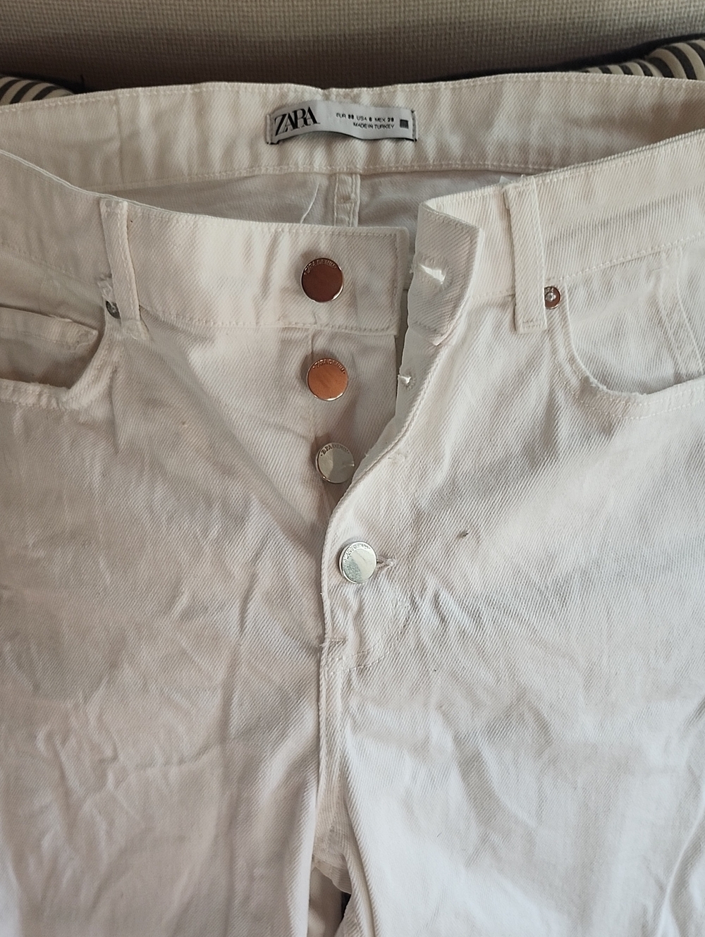 Zara White Jean Heavy Weight Denim. Never Worn.